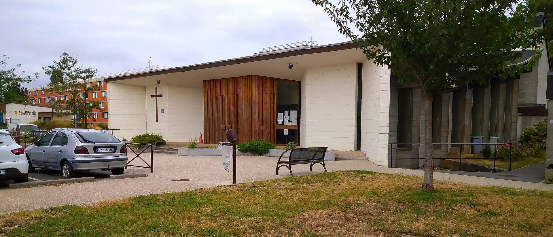 Église de Notre Dame des Cités, Viry-Châtillon