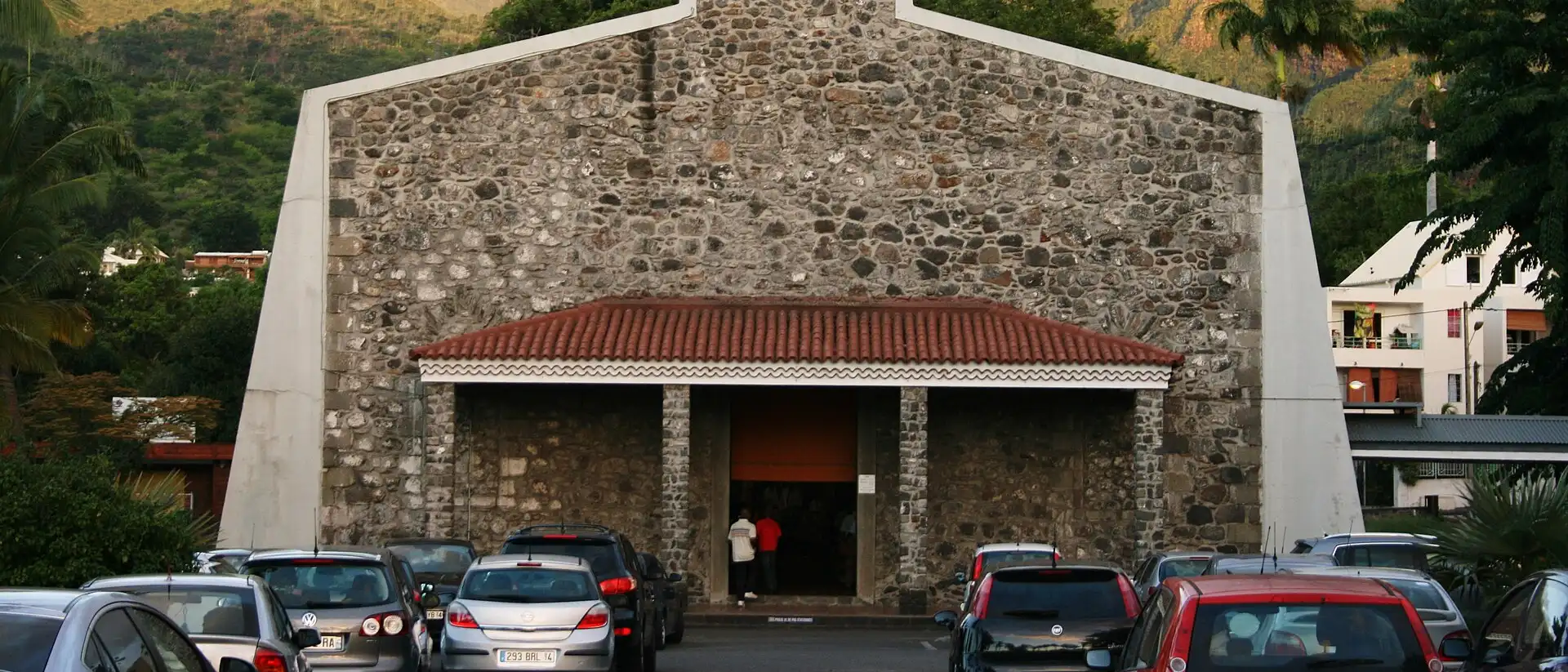 Église Notre-Dame-de-l'Assomption, Le Port