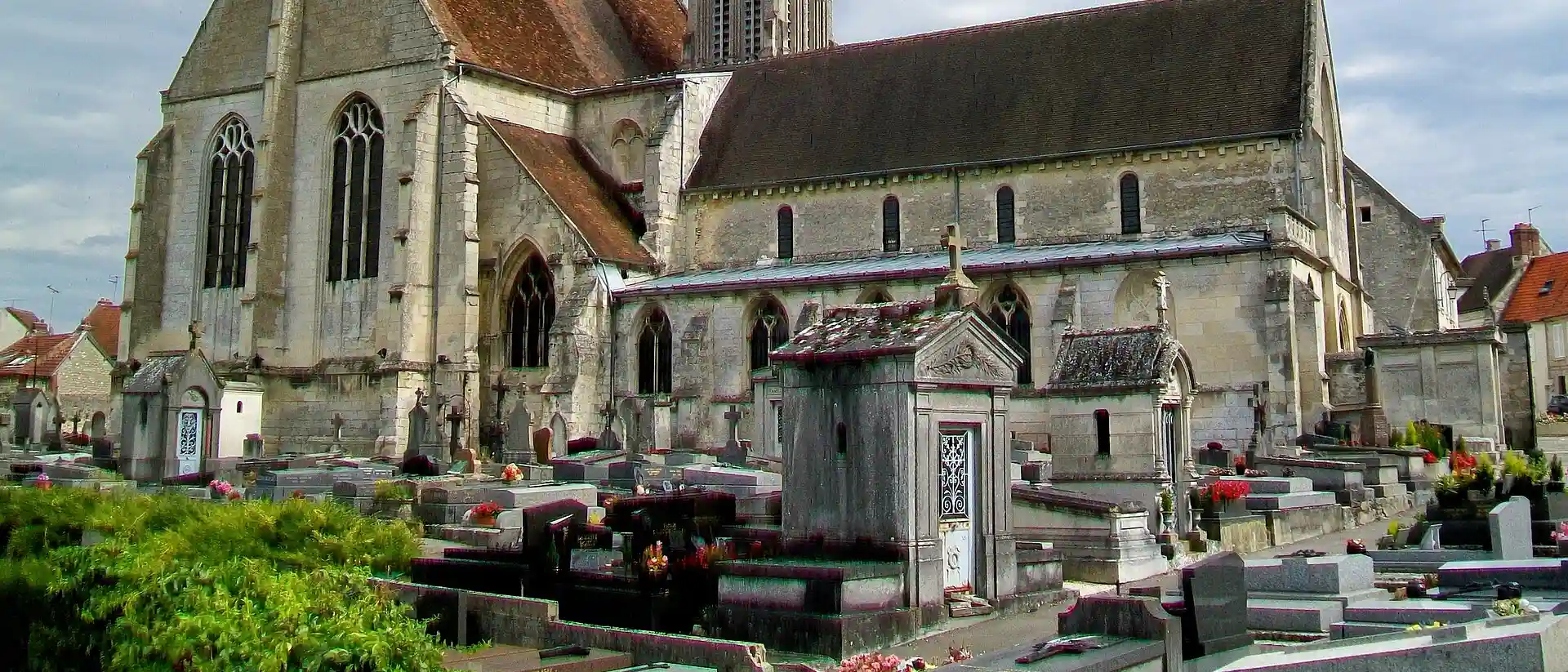 Église Saint-Denis, Crépy-en-Valois