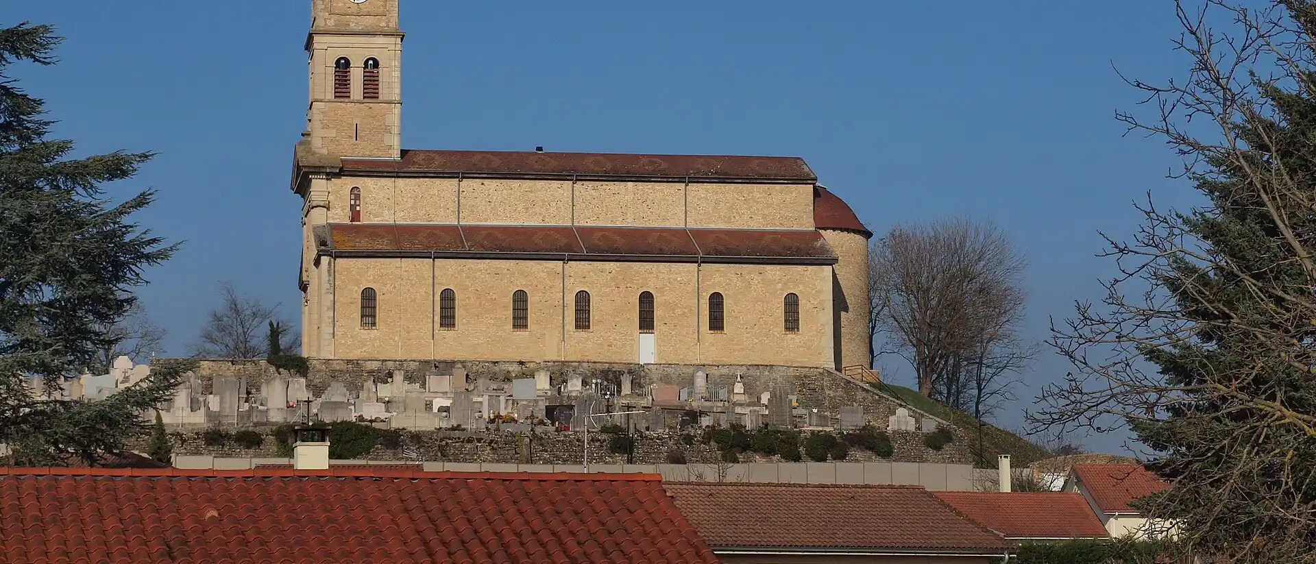 Église Saint-Pierre-et-Saint-Paul, L'Isle-d'Abeau