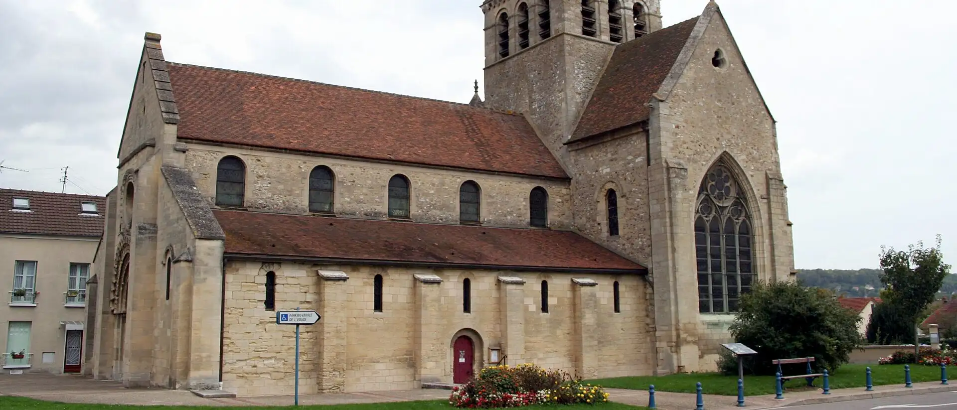 Église Sainte-Anne-de-Gassicourt, Mantes-la-Jolie