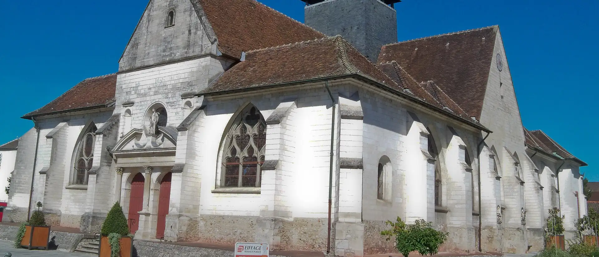 Église Sainte-Savine, Sainte-Savine