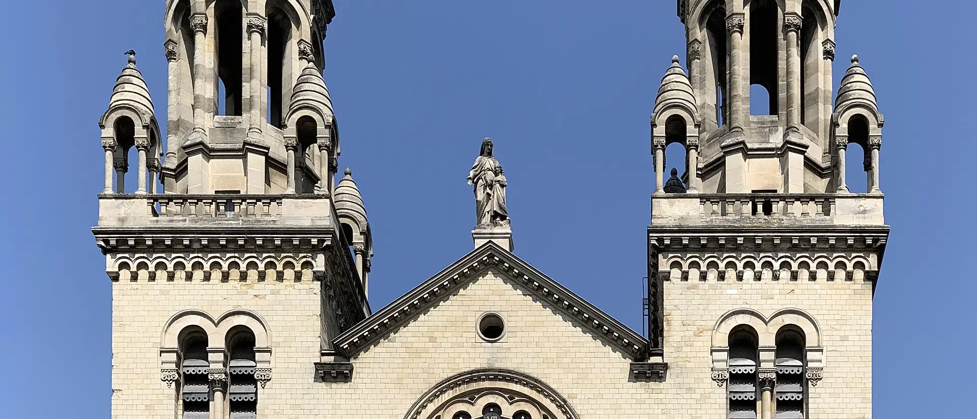 Église Sainte-Anne de la Butte-aux-Cailles, Paris 13e