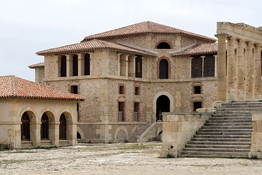 Chapelle de l'hôpital Caroline de l'île Ratonneau, Marseille 7e
