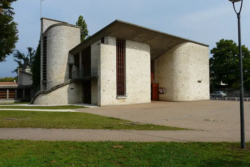 Église Saint-Cyprien, Poitiers