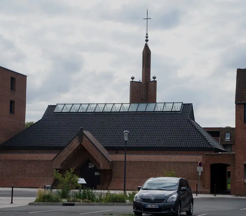 Église catholique Notre-Dame-de-la-Cousinerie, Villeneuve-d'Ascq