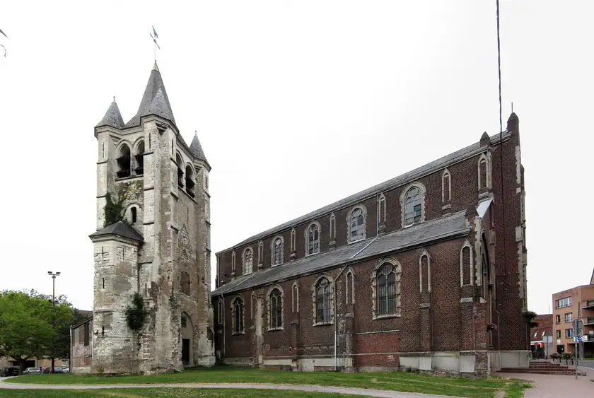 Église catholique Saint-Denis à Hellemmes, Lille
