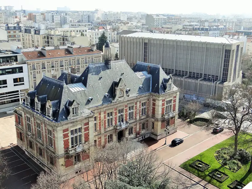 Église catholique Saint-Jacques, Montrouge