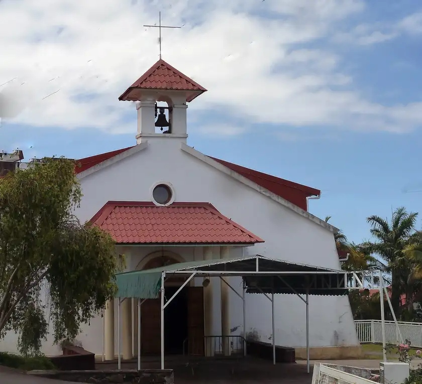 Église Notre-Dame-du-Sacré-Cœur de Montvert les Hauts, Saint-Pierre