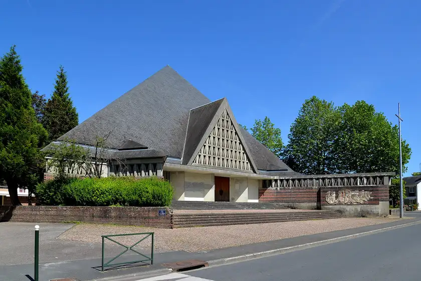 Église Saint François Xavier, Lisieux