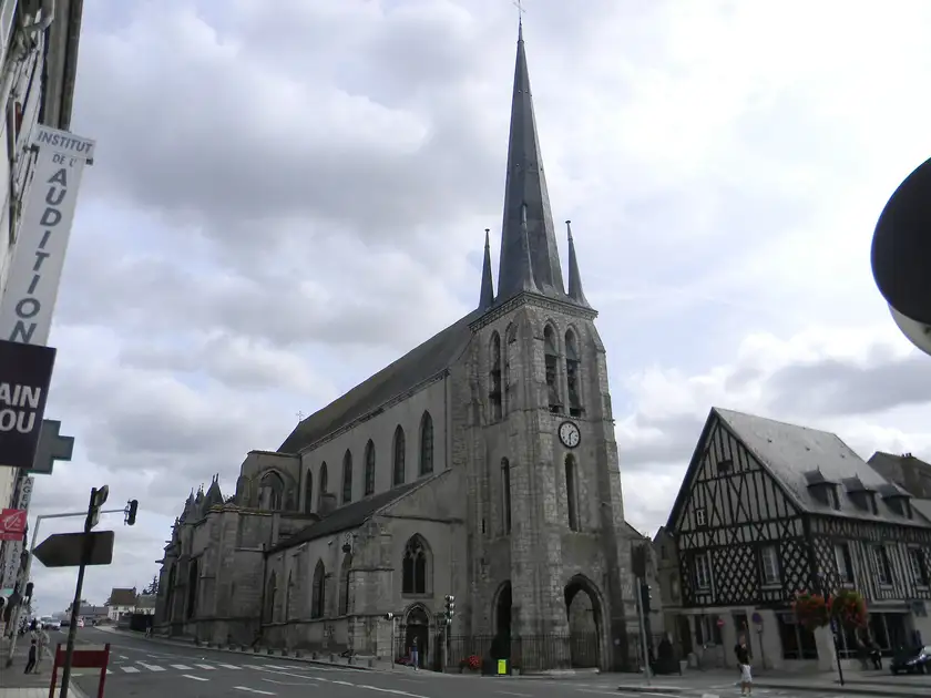 Église Saint-Jean-Baptiste, Nemours