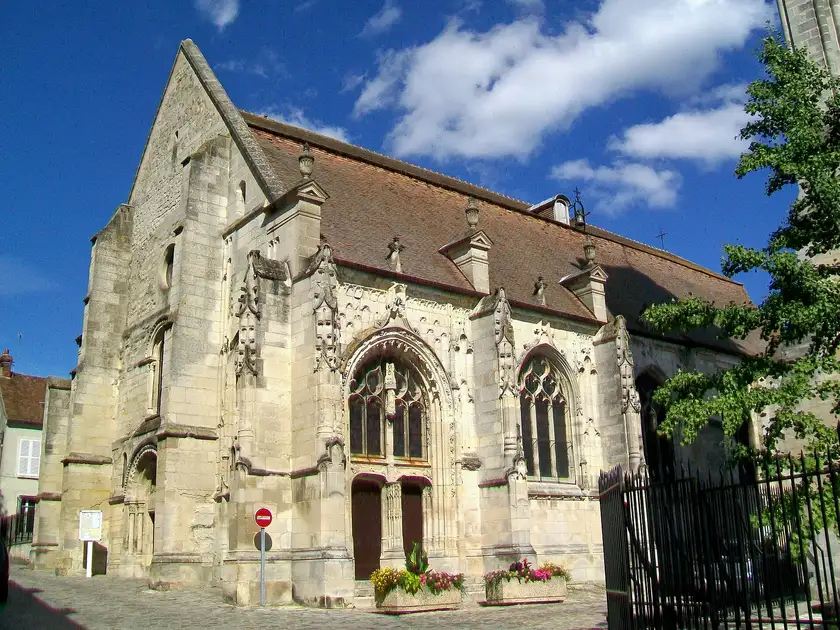 Église Saint-Justin, Louvres