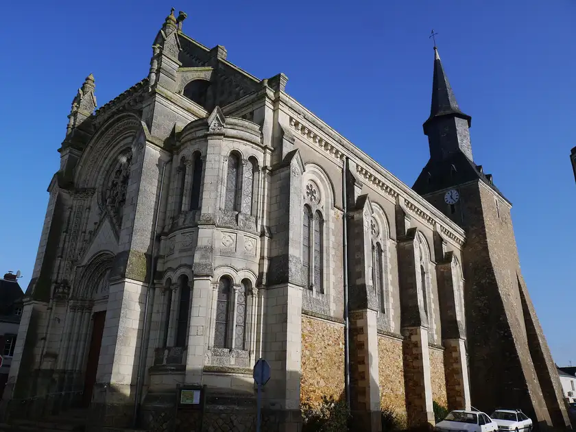Église Saint-Martin de Saint-Martin-du-Bois, Segré-en-Anjou Bleu