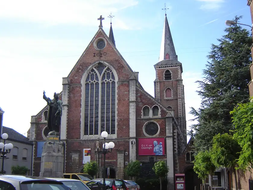Église Saint-Michel, Neuville-en-Ferrain