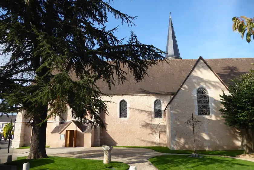 Église Saint-Pantaléon, Lucé