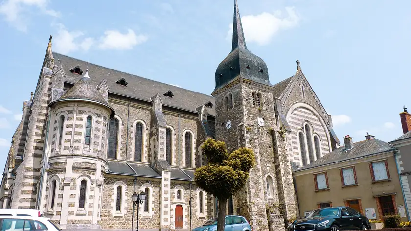 Église Saint-Pierre de Chanzeaux, Chemillé-en-Anjou