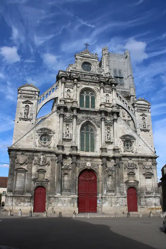 Église Saint-Pierre ou Saint-Père, Auxerre