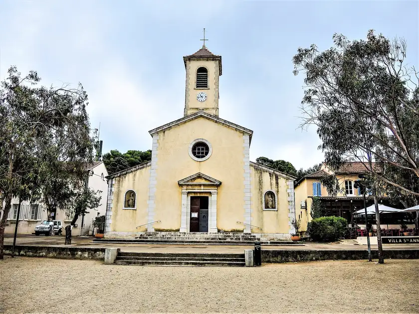 Église Sainte-Anne de Porquerolles, Hyères
